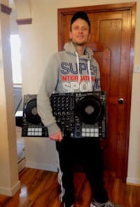 Pioneer DDJ-1000 review new with carry case