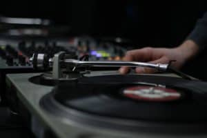 djing vinyl vs digital beatmatching