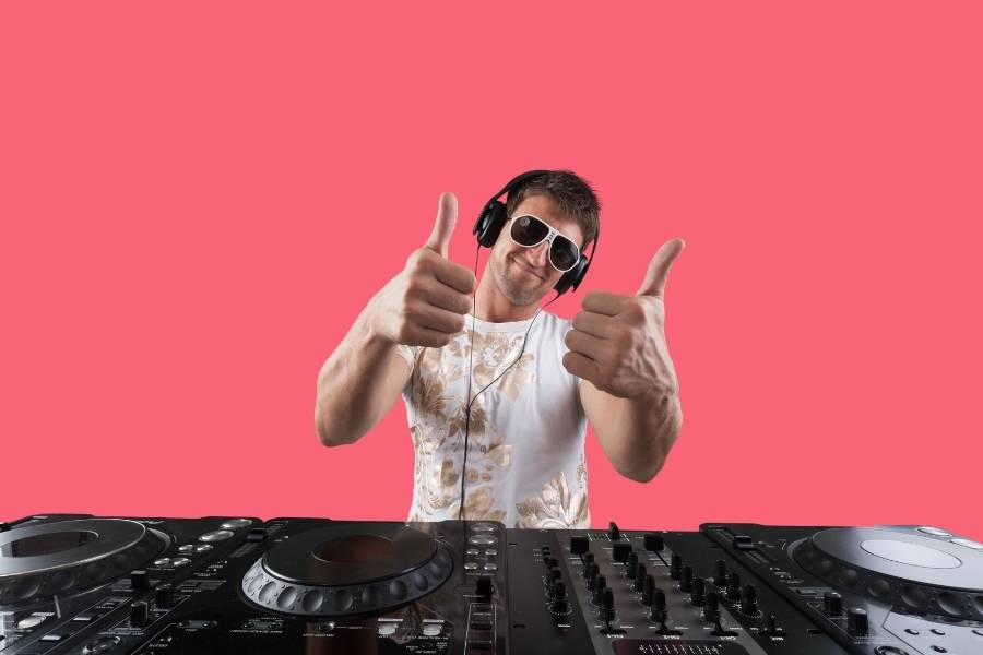 How to make a DJ Set