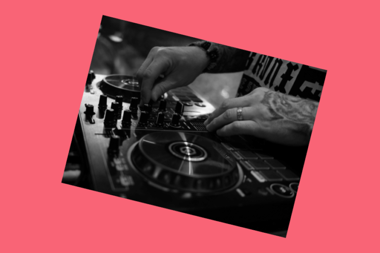 5 Easy DJ Transitions Every DJ Should Learn in 2023